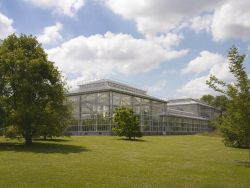 Hedafor - creating bright spaces for research & growth - GREENHOUSES